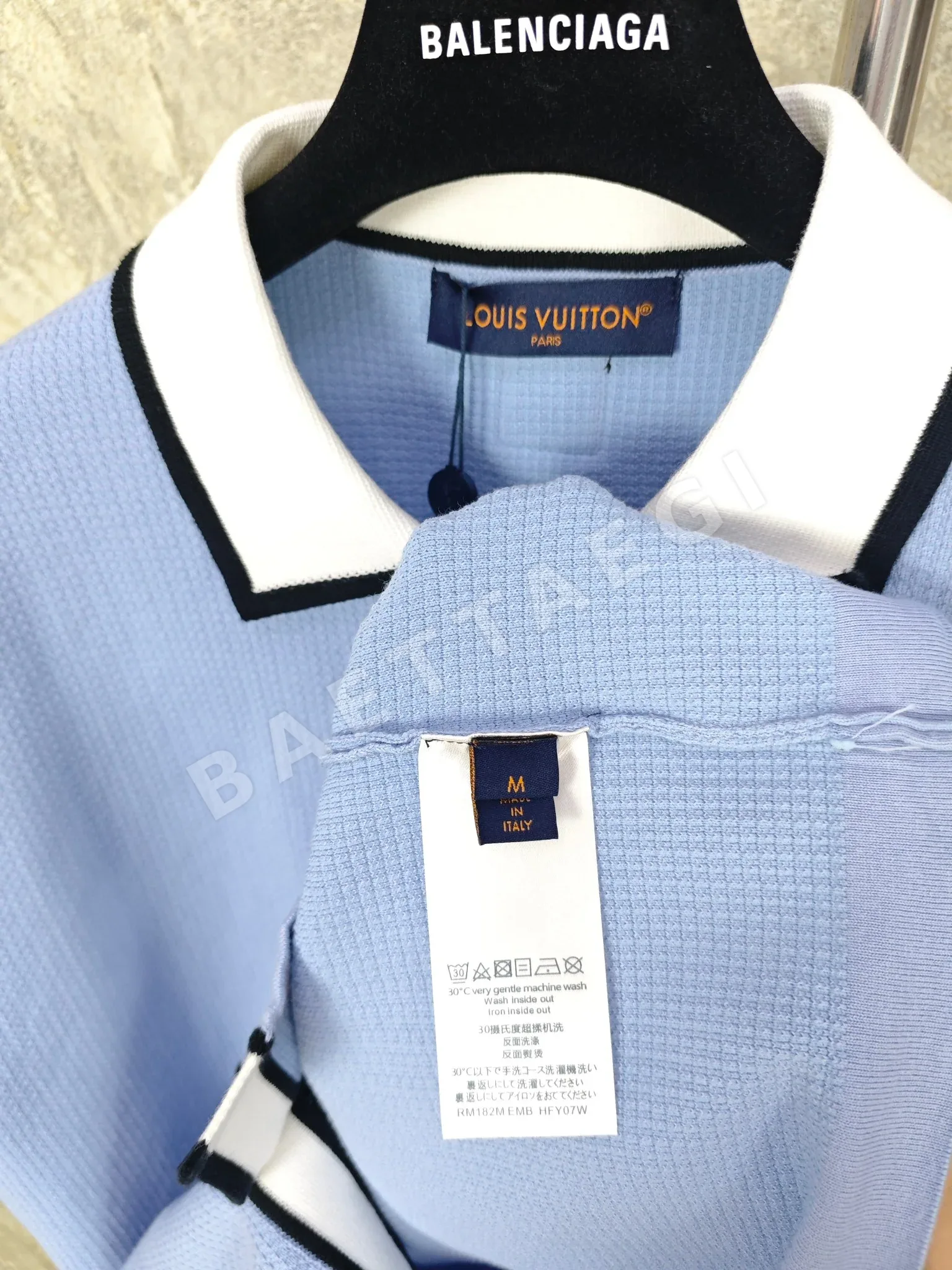 루이비통 남성 와플 니트 반팔티셔츠 상세 이미지 8