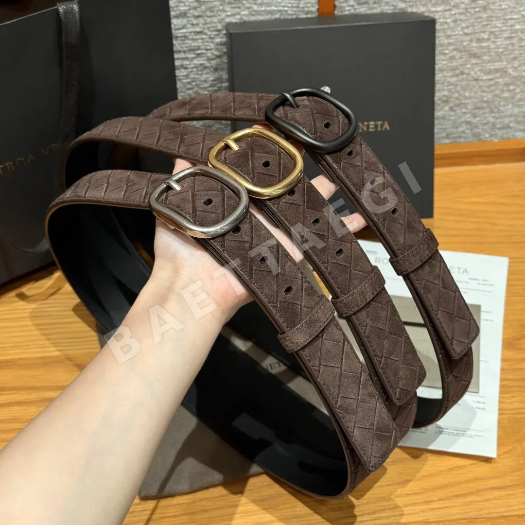 보테가베네타 인트레치아토 스웨이드 소가죽 벨트 175053