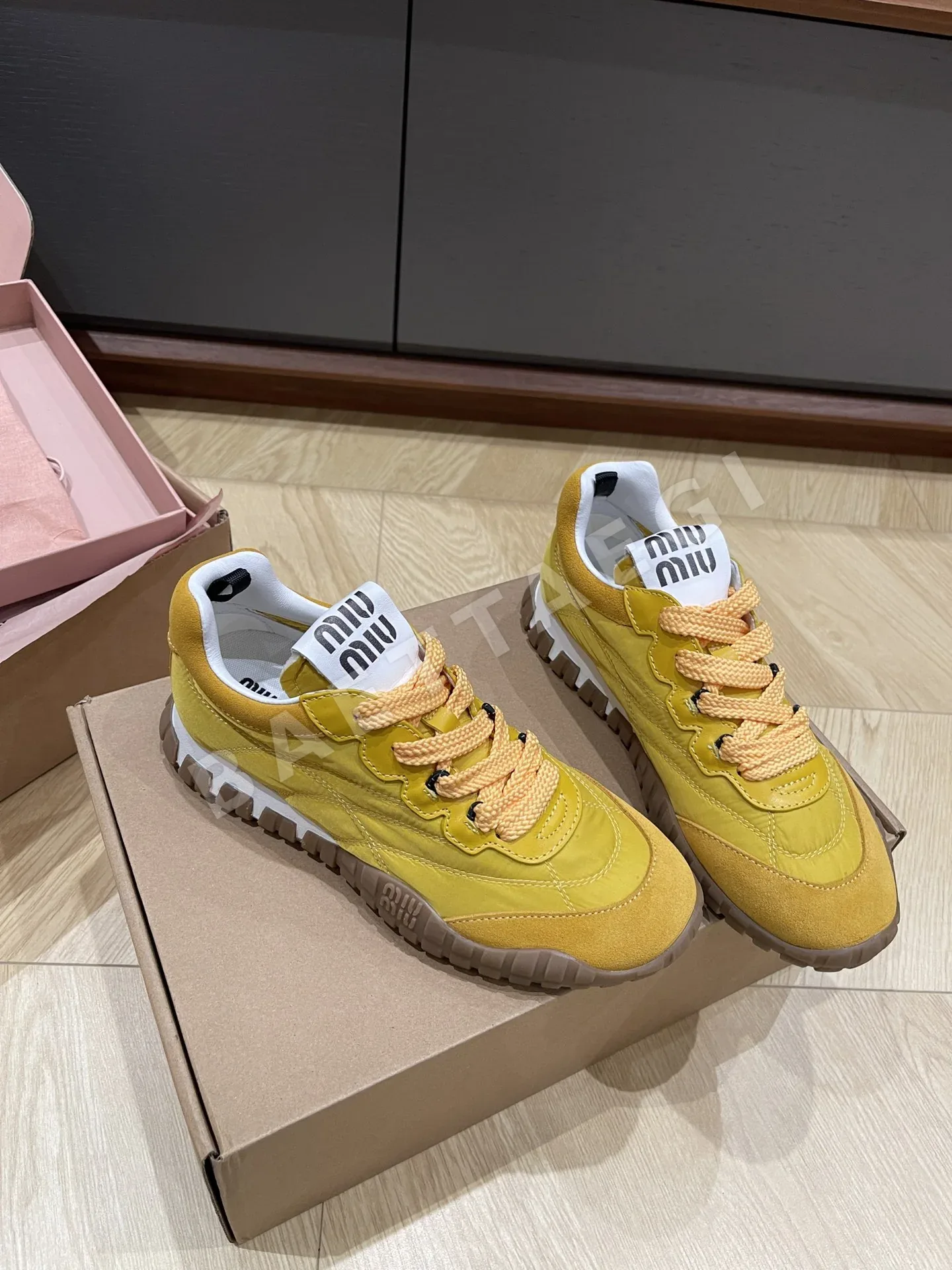 미우미우 비스킷 슈즈 신발 상세 이미지 2