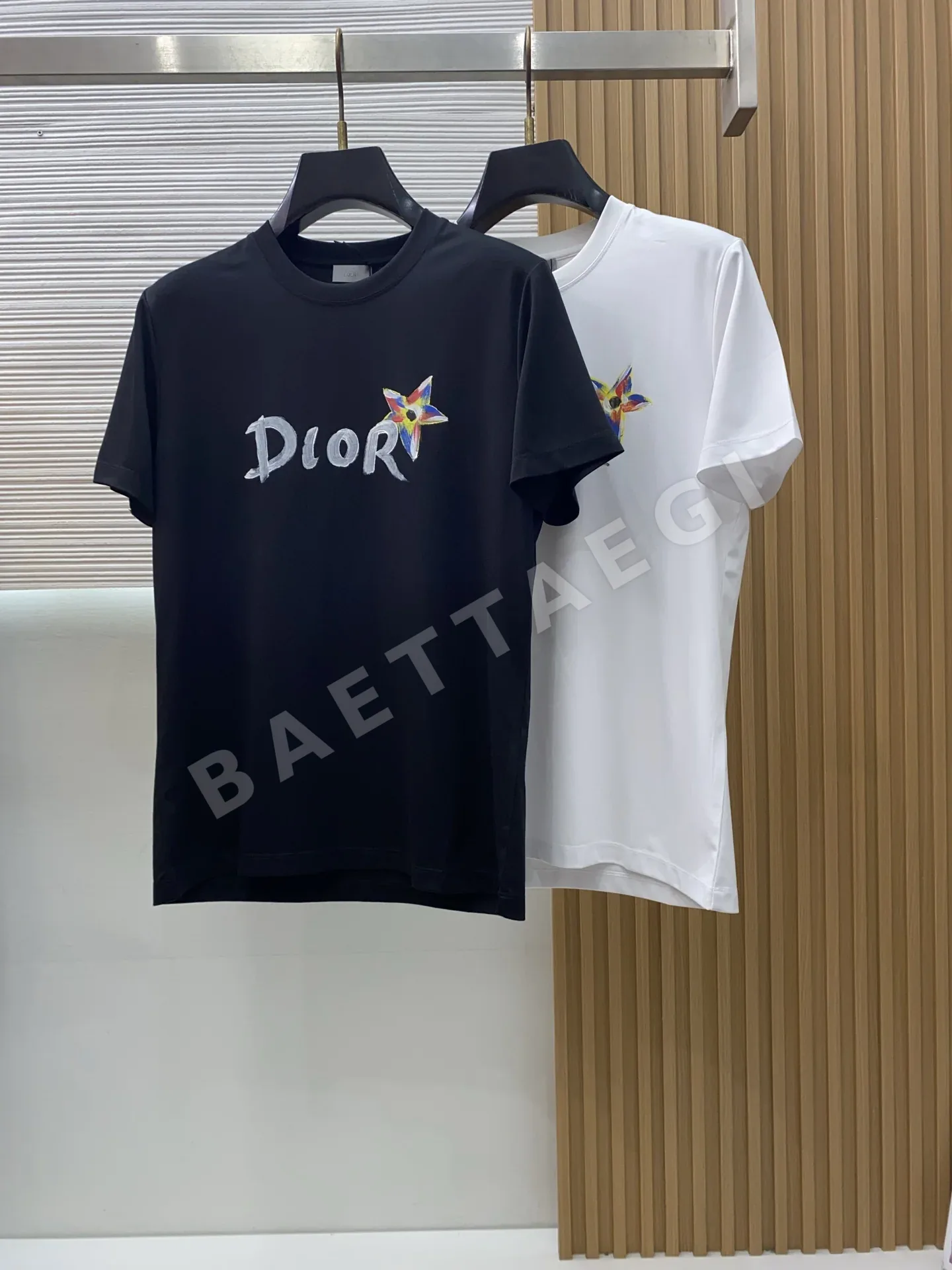 디올 크루넥 반팔 티셔츠 상세 이미지 8