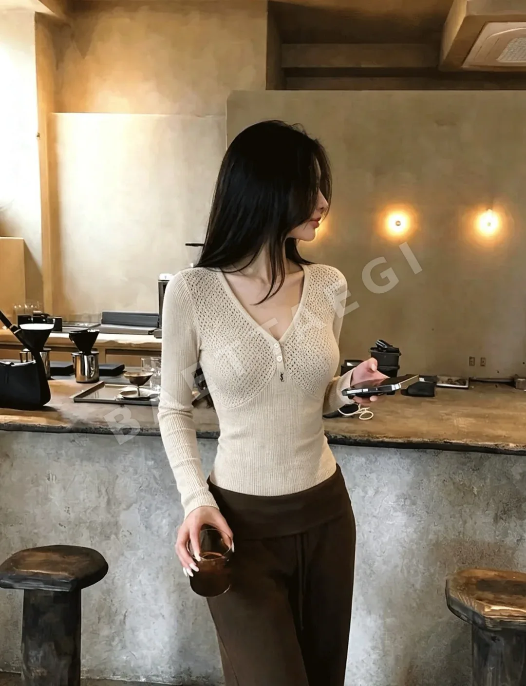 생로랑 V넥 울 혼방 니트 긴팔 상세 이미지 2