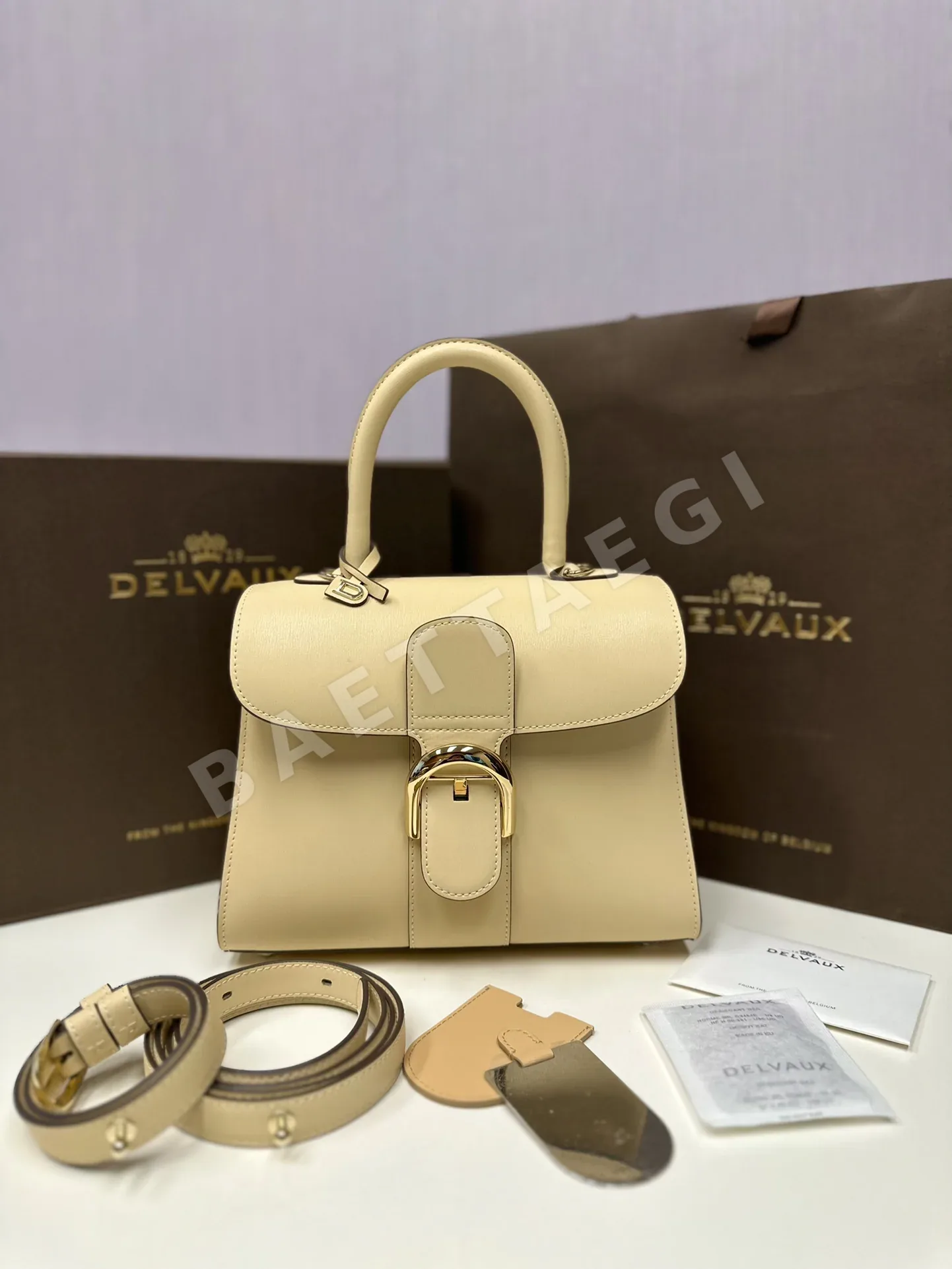 델보 더블링 브릴리언트 박스 가죽 가방 17294