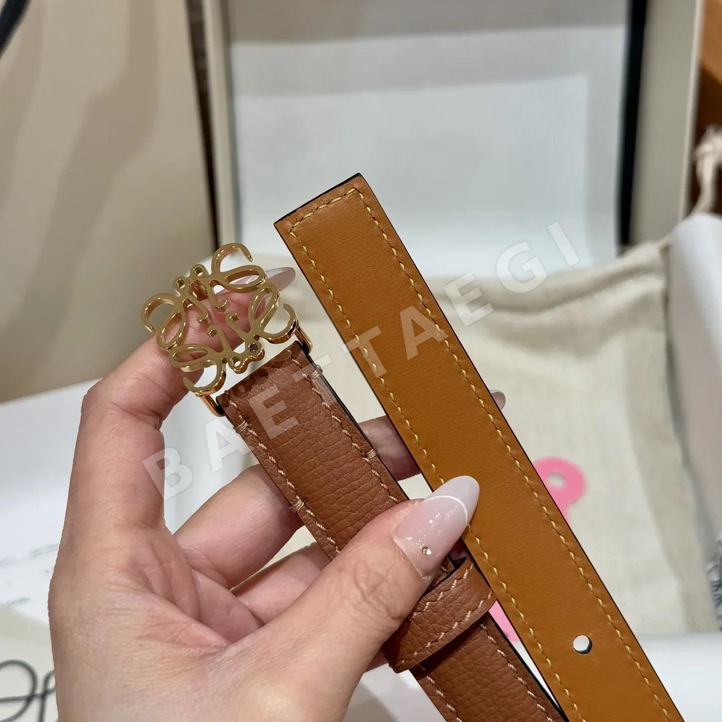 로에베 아나그램 버클 가죽 벨트 상세 이미지 5