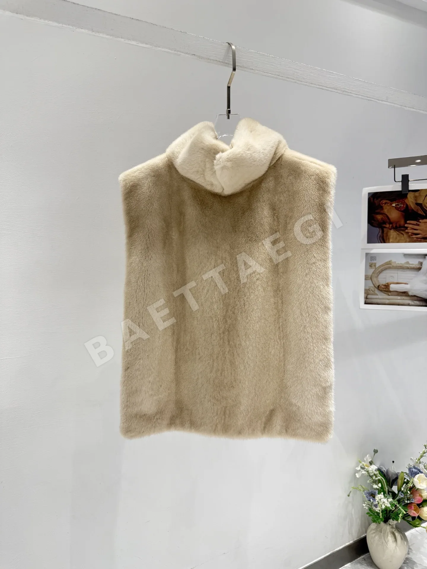 더로우 밍크 숄 조끼 206326