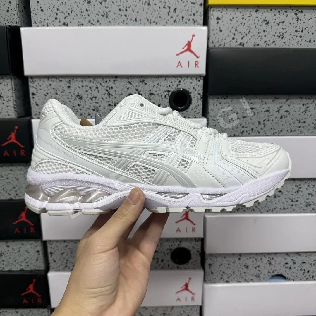 아식스 [LZ] 젤 카야노 14 1201A019-100 200561 Asics Gel-Kayano 14 Triple White 상세 이미지 4
