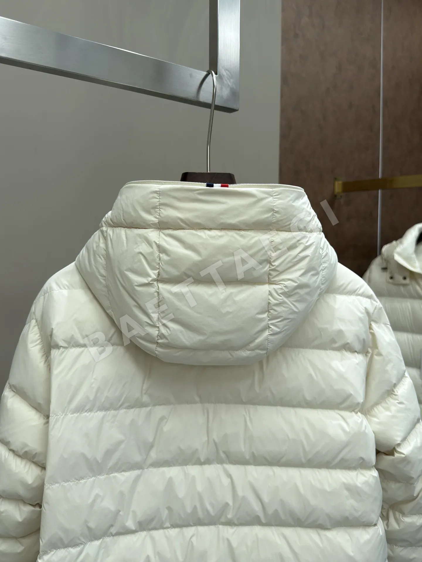 몽클레르 Baudinet 후드 패딩 재킷 상세 이미지 9