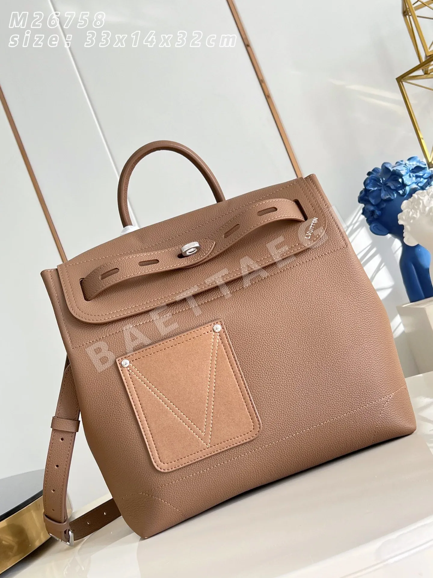 루이비통 M26758 브라운 핸드백 상세 이미지 2