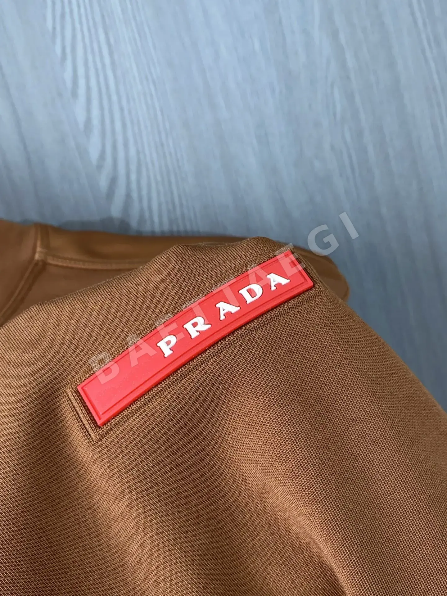 프라다 남성 모달 면 긴팔 스웨트셔츠 상세 이미지 6