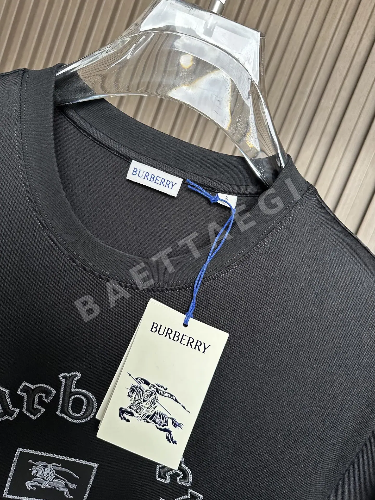 버버리 승마 모티프 남성 반팔 티셔츠 상세 이미지 8