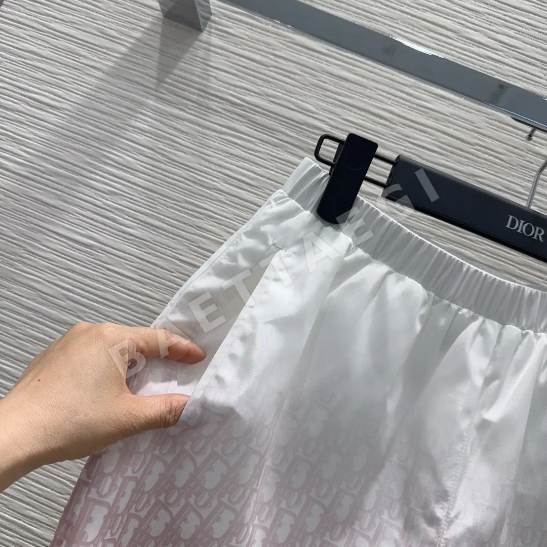 디올 초경량 린넨 반바지 상세 이미지 3