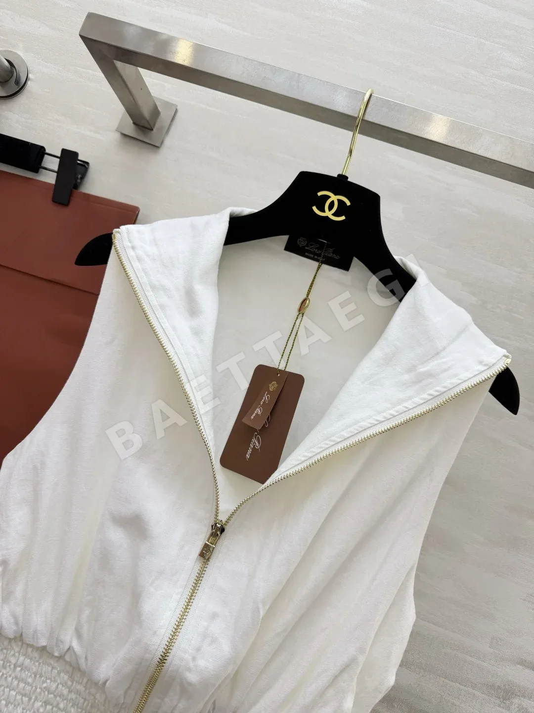 로로피아나 스탠드 카라 린넨 민소매 미니 원피스 상세 이미지 6