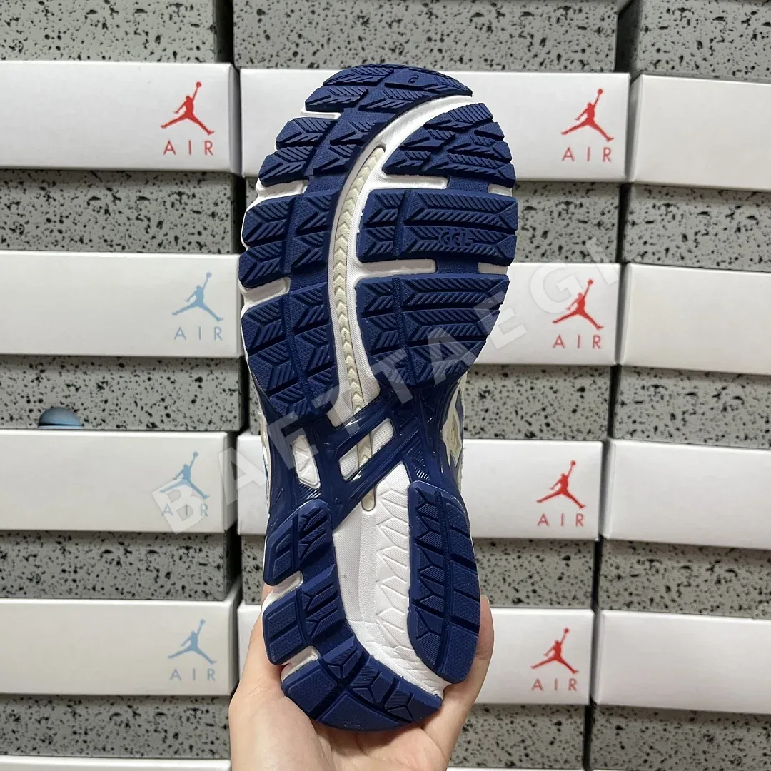 아식스 [TOP] 젤 카야노 20 1203A388-101 200416 Asics Gel-Kayano 20 Cream Blue Red 상세 이미지 9