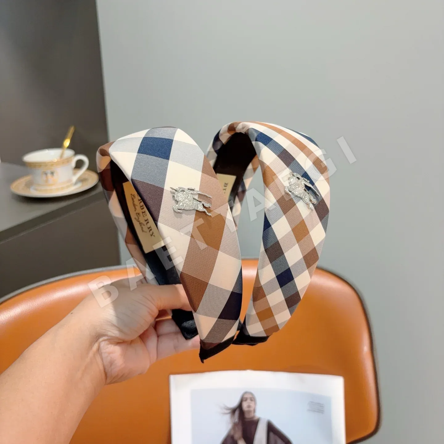 버버리 와이드 헤드밴드 184950