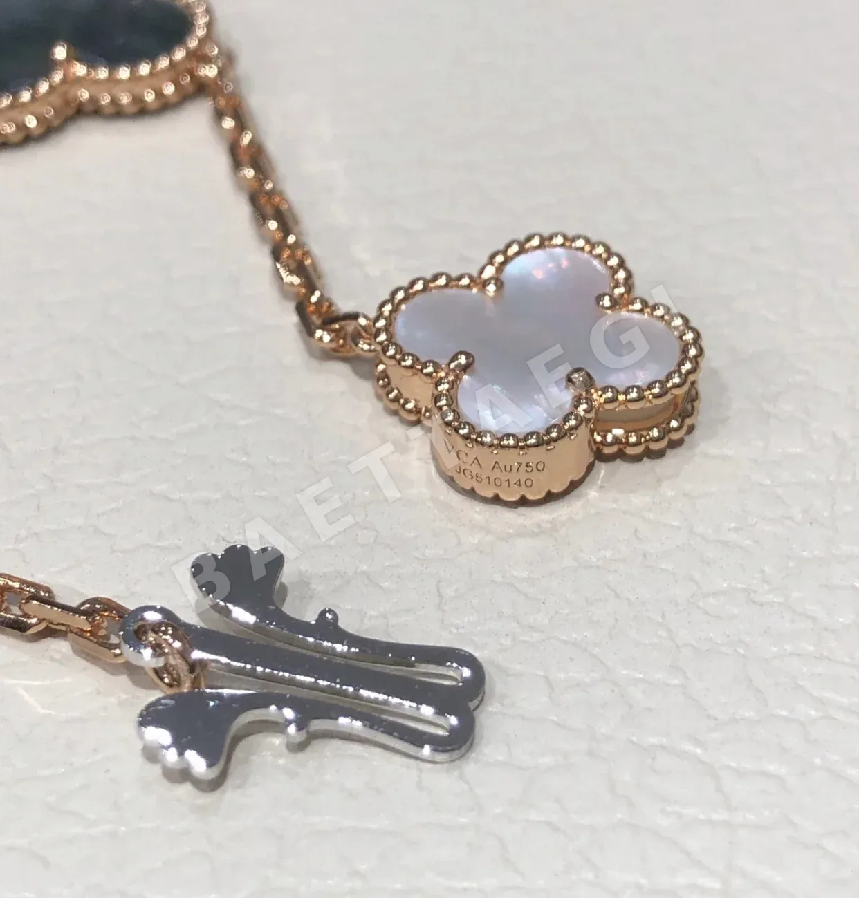 반클리프앤아펠 목걸이 63723 Van Cleef & Arpels Necklace 상세 이미지 2