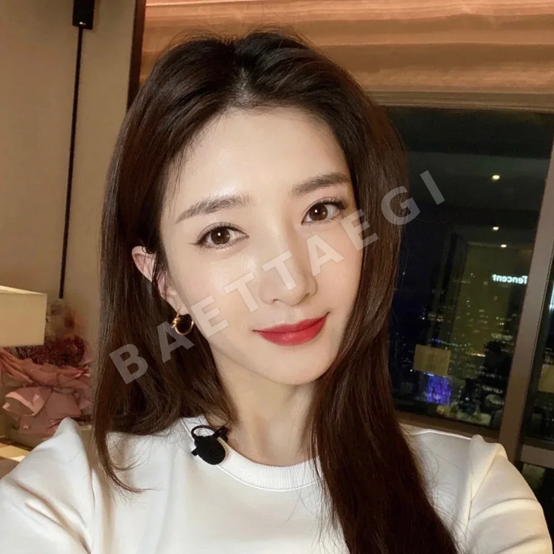 셀린느 미니멀 디자인 귀걸이 상세 이미지 2