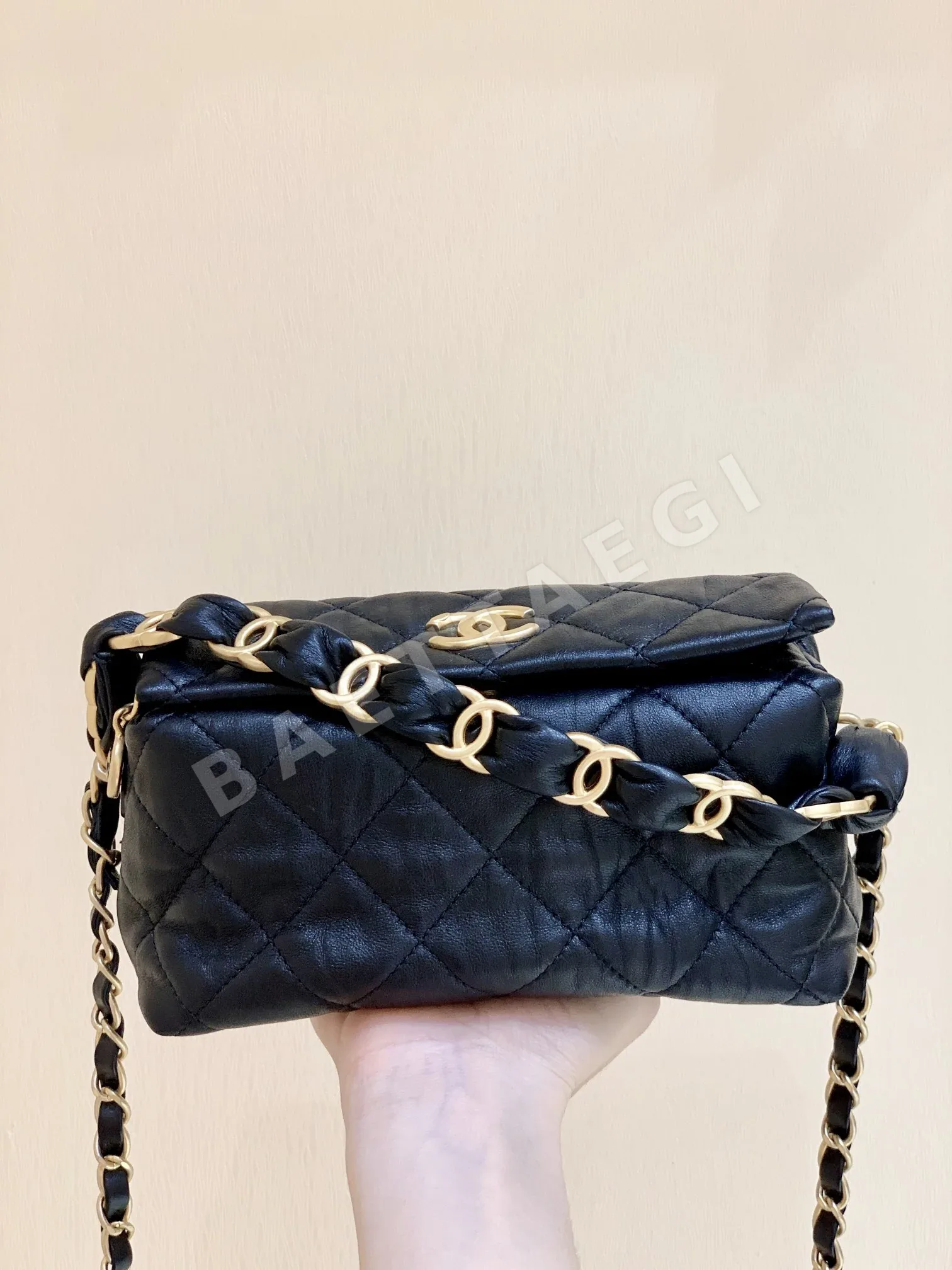 샤넬 스몰 호보백 양가죽 가방 AS2479 상세 이미지 5