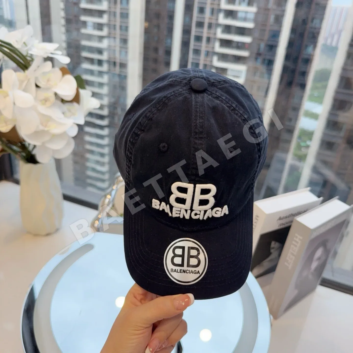발렌시아가 워시드 코튼 자수 피셔맨 햇 상세 이미지 6