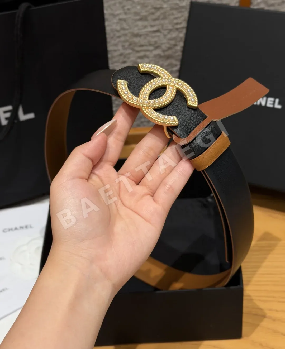 샤넬 리버시블 카프스킨 버클 벨트 상세 이미지 4