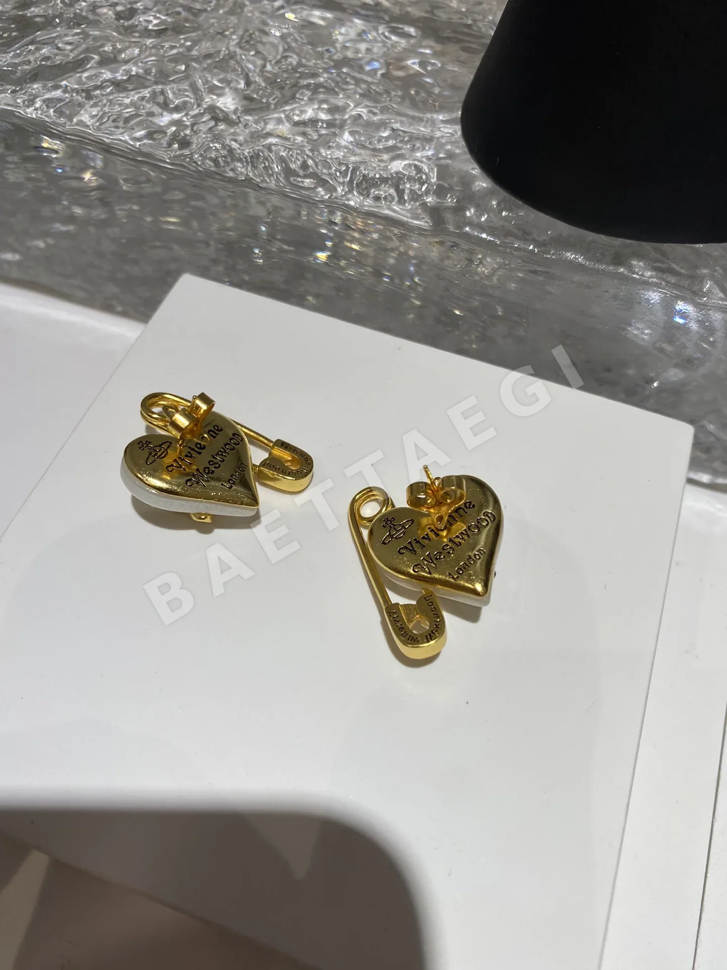 비비안웨스트우드 귀걸이 64944 Vivienne Westwood Earrings 상세 이미지 9