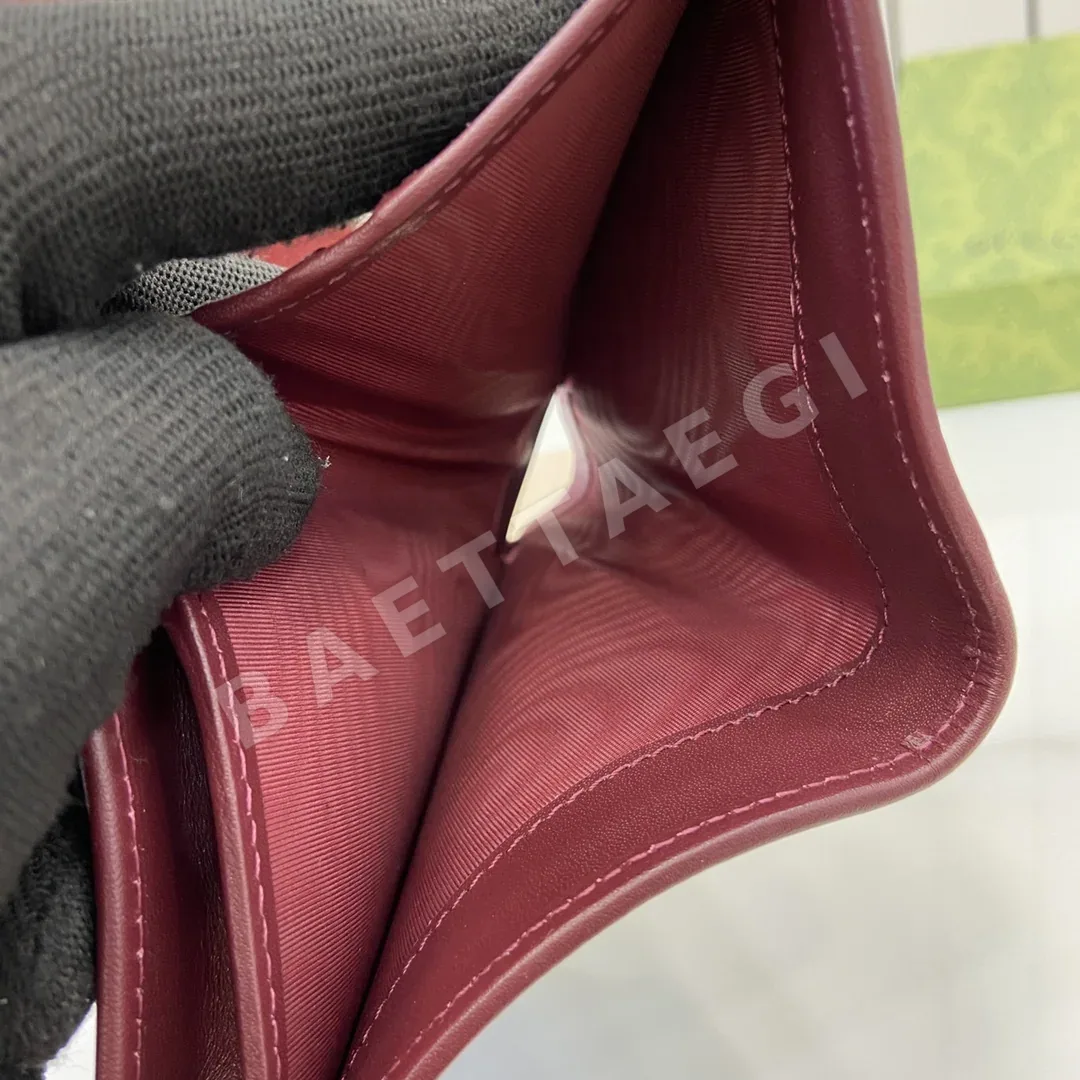 구찌 GG 모노그램 코팅 원단 카드지갑 상세 이미지 9