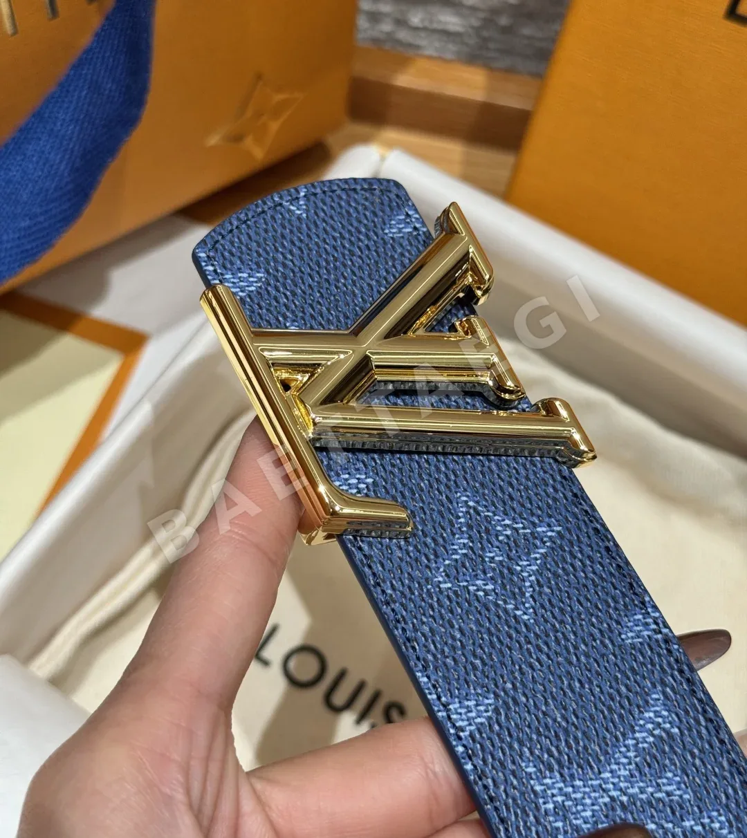 루이비통 디멘션 모노그램 헤리티지 40mm 리버서블 벨트 상세 이미지 7