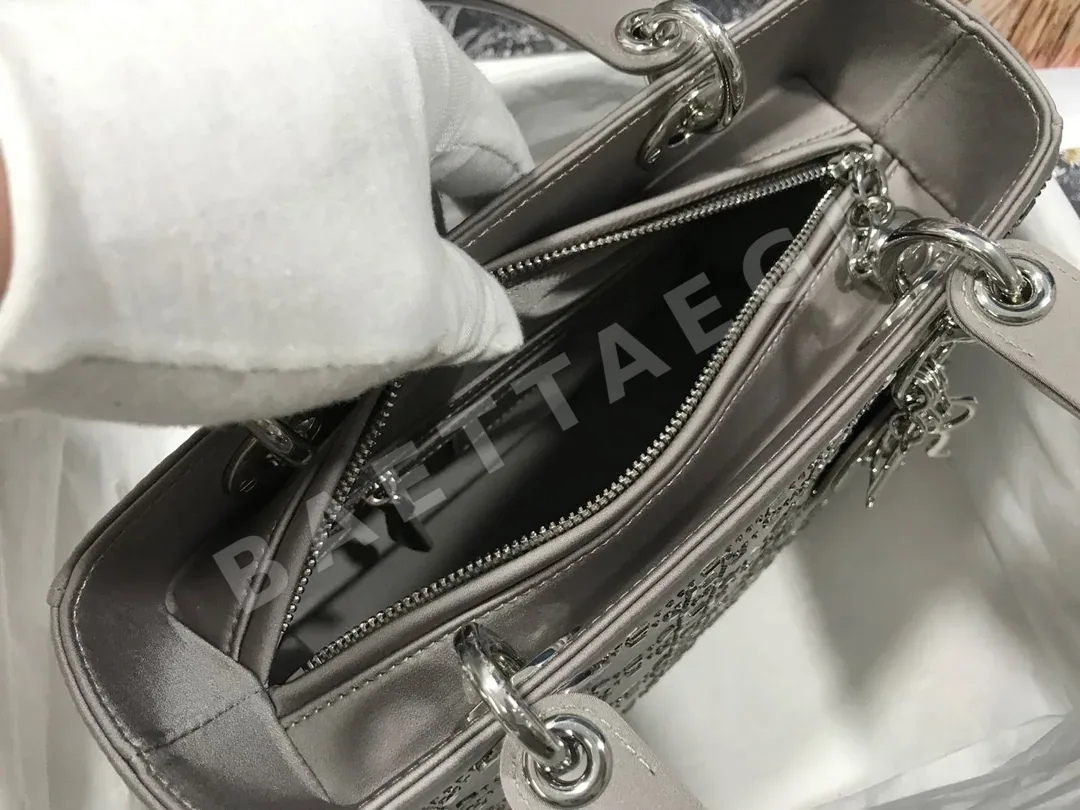 디올 레이디 미니 실크 장식 가방 상세 이미지 8