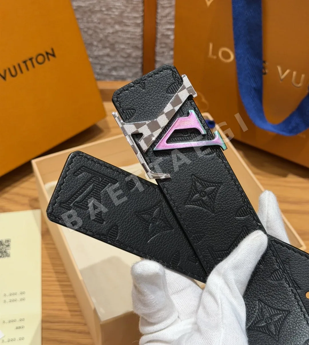 루이비통 이니셜 섀도우 40mm 리버서블 소가죽 벨트 상세 이미지 7