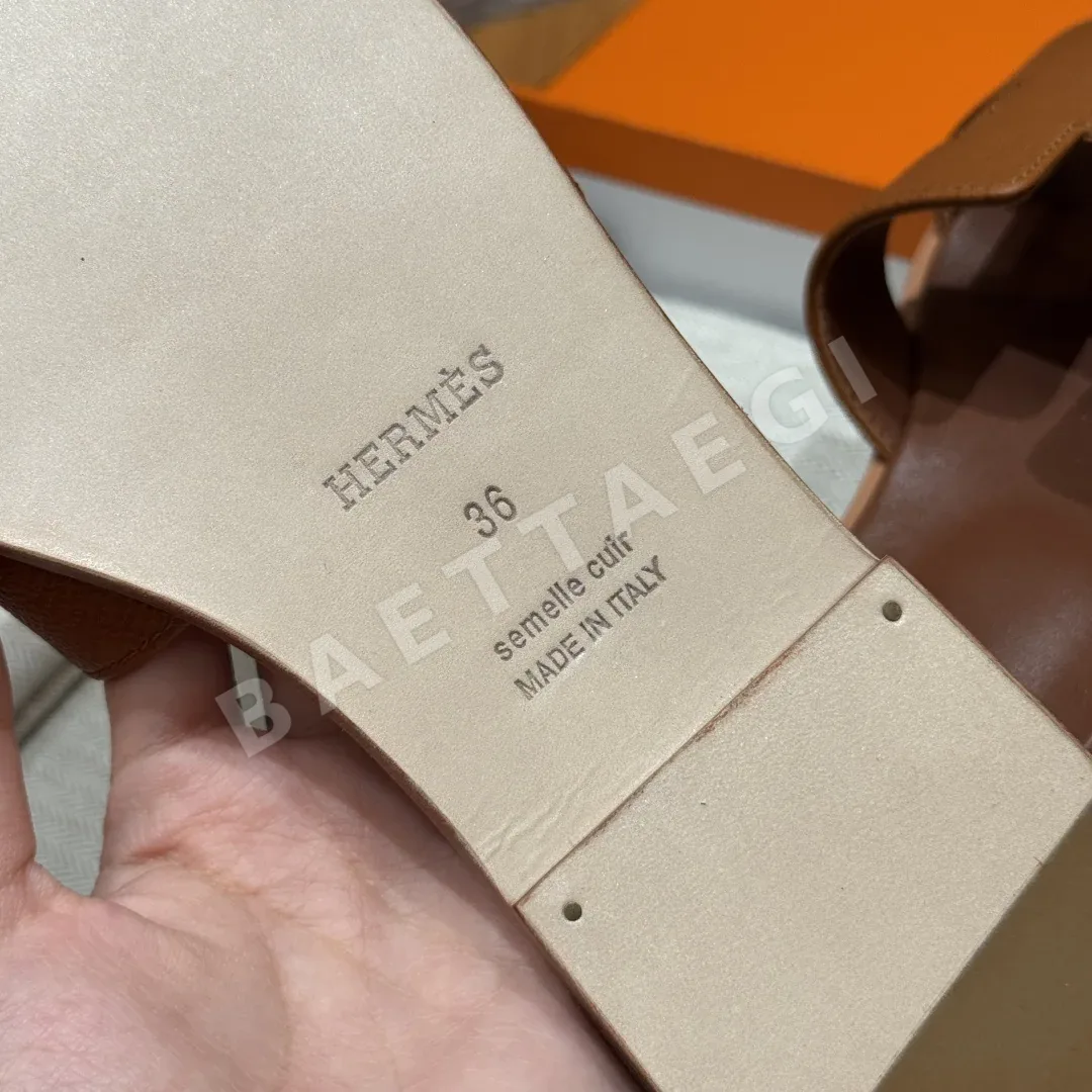 에르메스 오란 샌들 골든 브라운 신발 상세 이미지 5