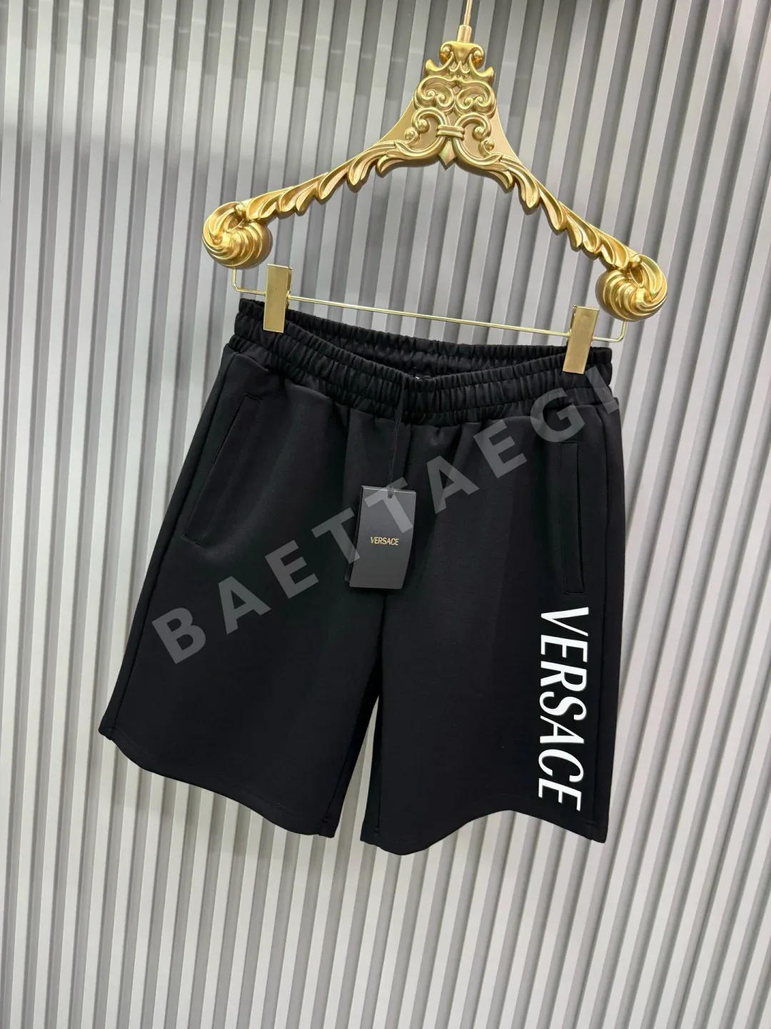 베르사체 남성 블랙 허리밴드 반바지 상세 이미지 3