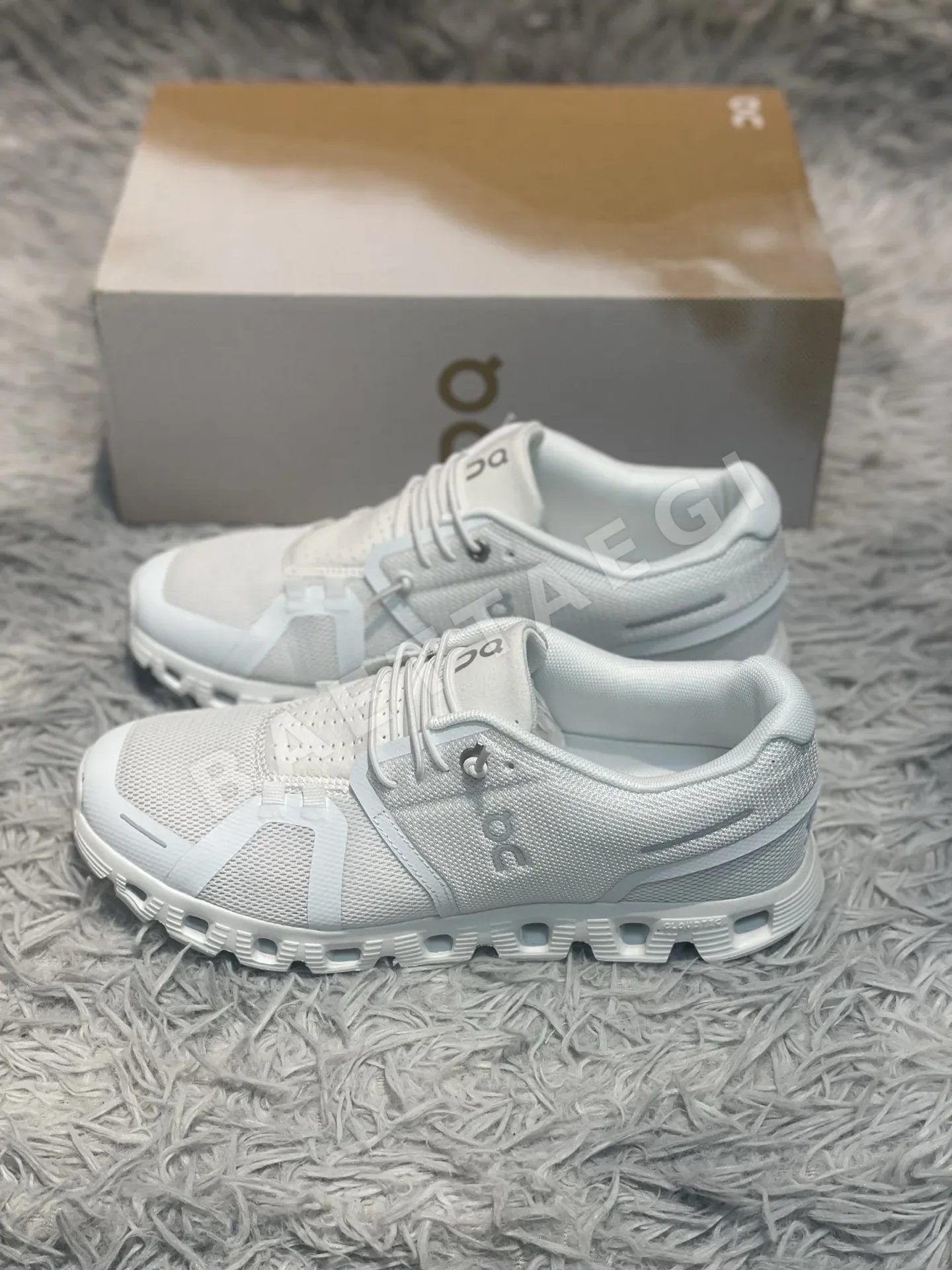 ON Run Cloud 6 남녀공용 경량 러닝화 상세 이미지 6