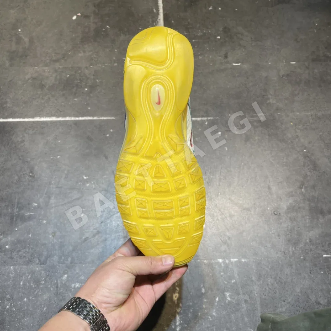 나이키에어맥스 에어맥스 97 레트로 남녀공용 러닝화 상세 이미지 9