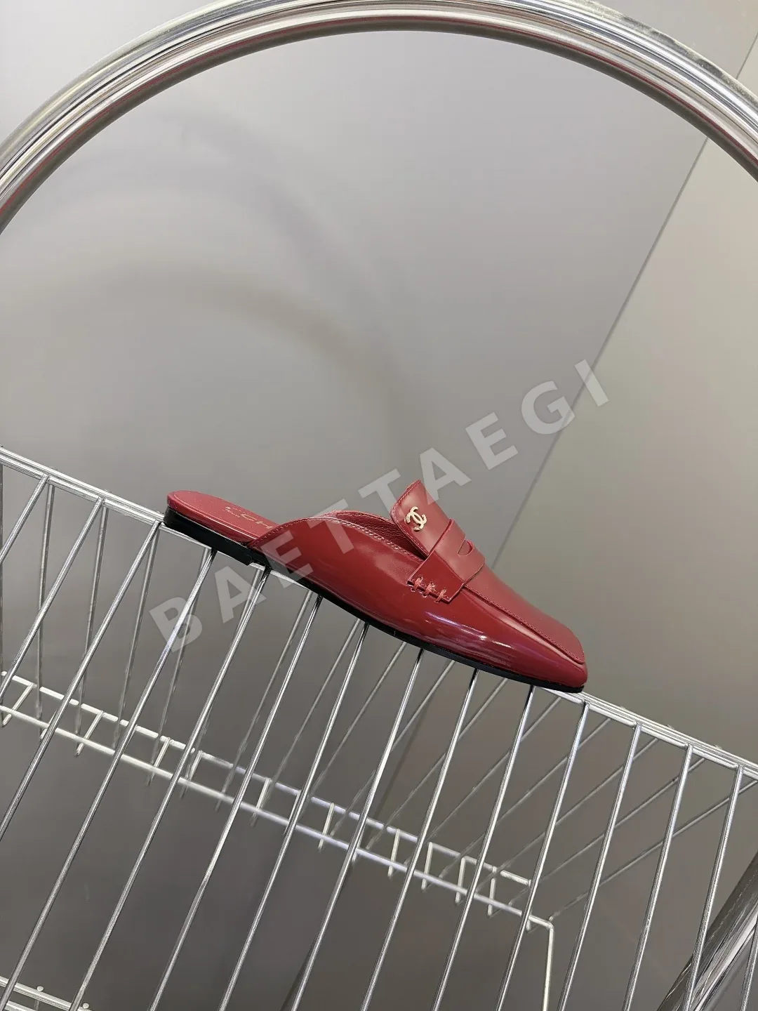 샤넬 스퀘어토 메탈릭 더블 C 로퍼 뮬 상세 이미지 5