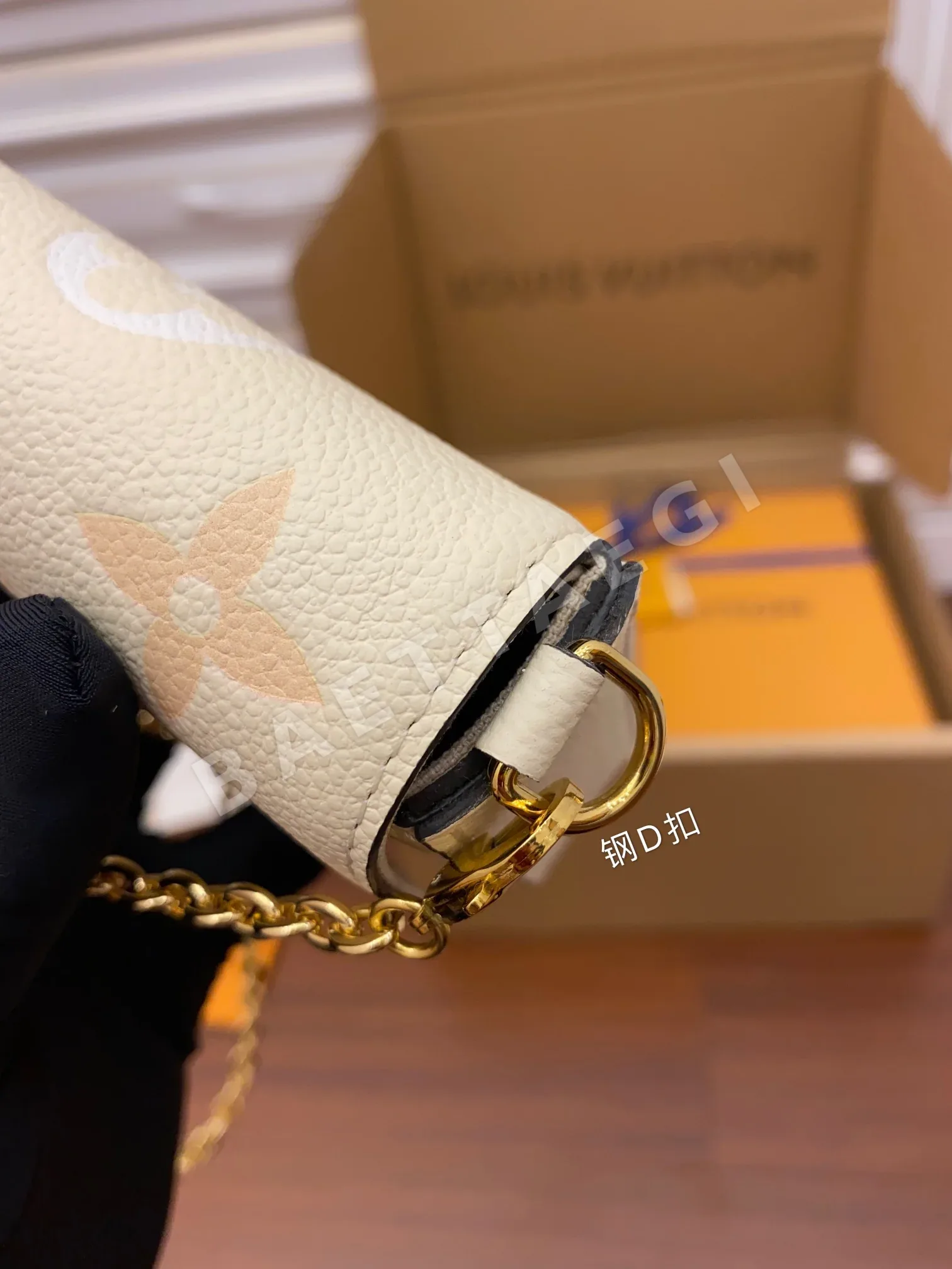 루이비통 M80498 가죽 가방 상세 이미지 7