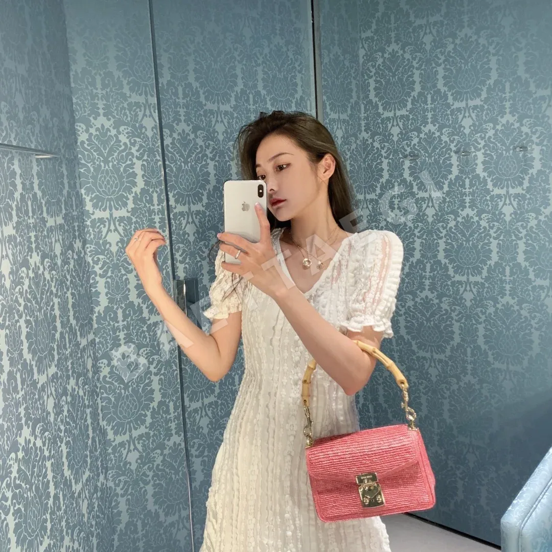 미우미우 탈착 가능한 모티브 진주 목걸이 135661