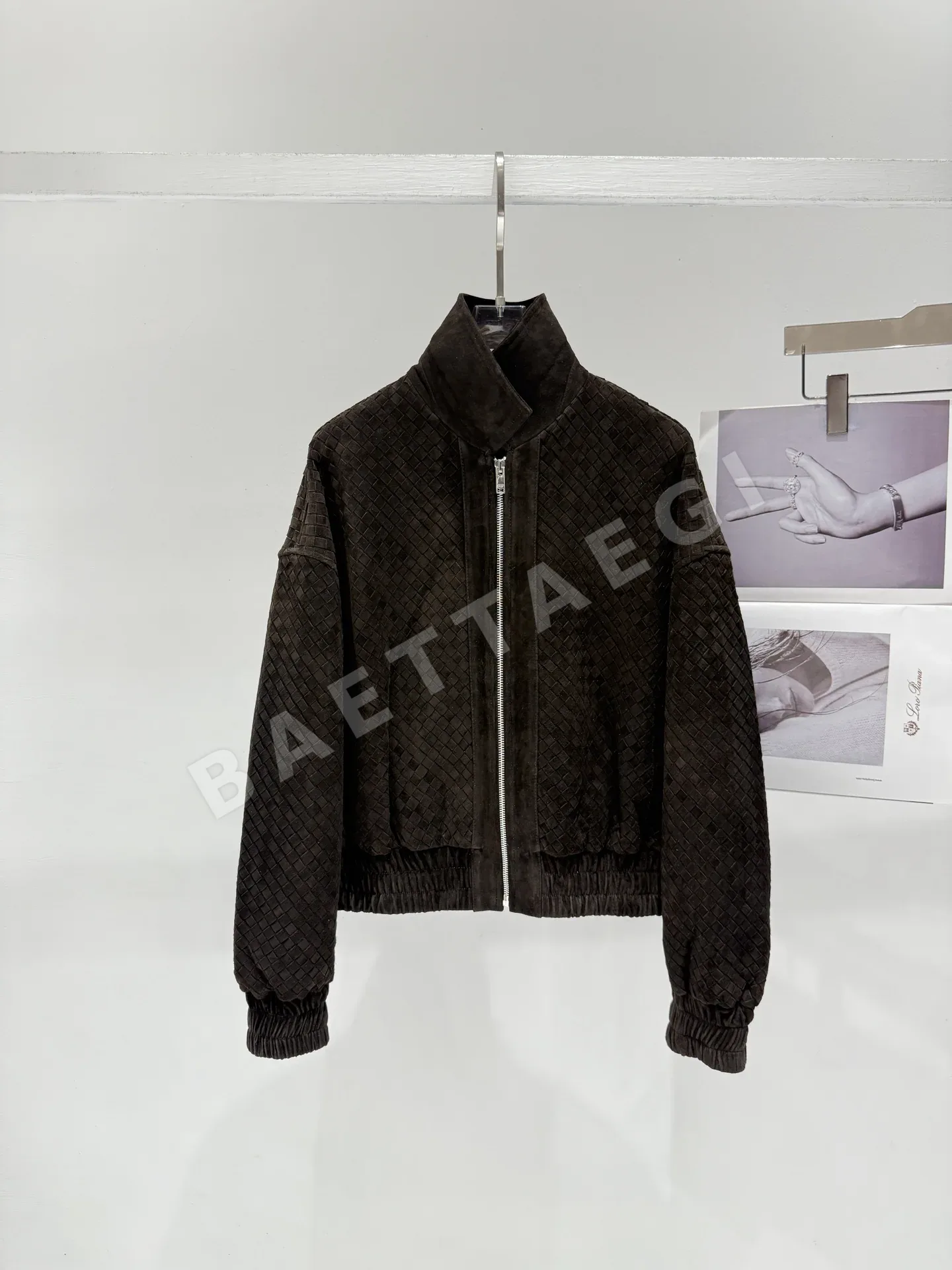 보테가베네타 램스킨 오프숄더 여성 자켓 상세 이미지 3