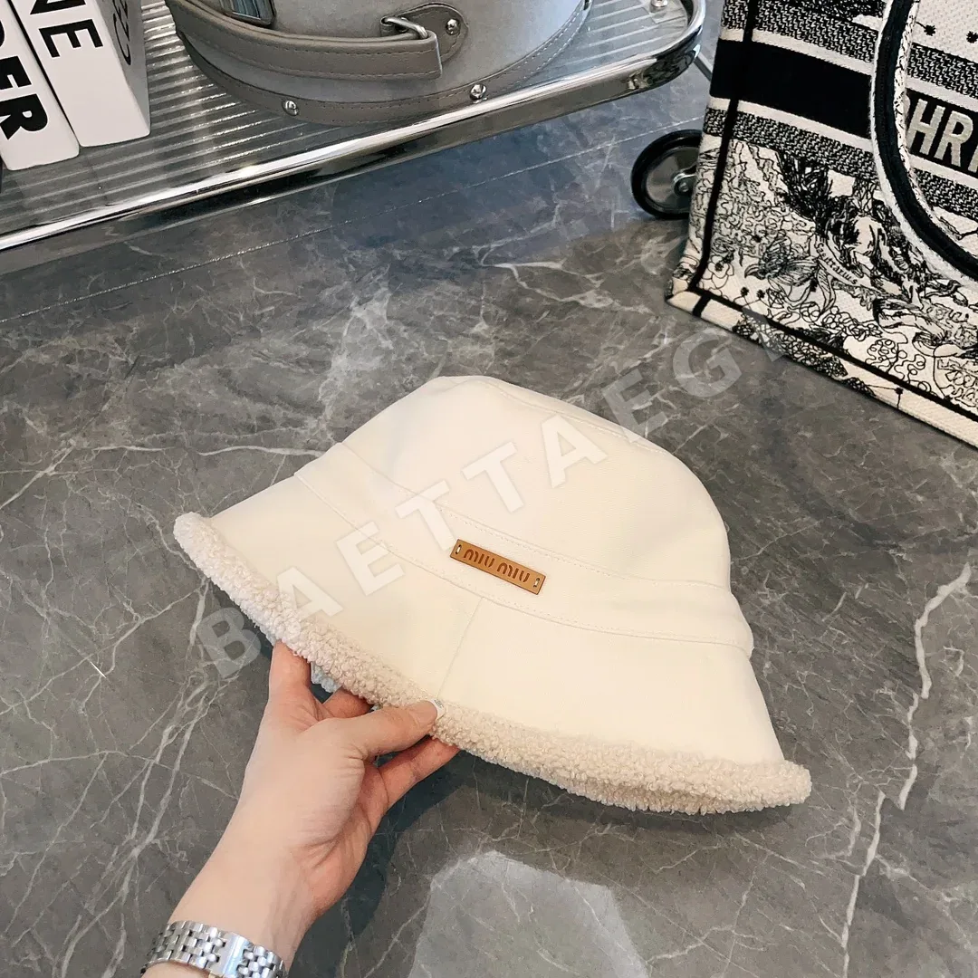 미우미우 모자 79440 Miu Miu Cap 상세 이미지 9
