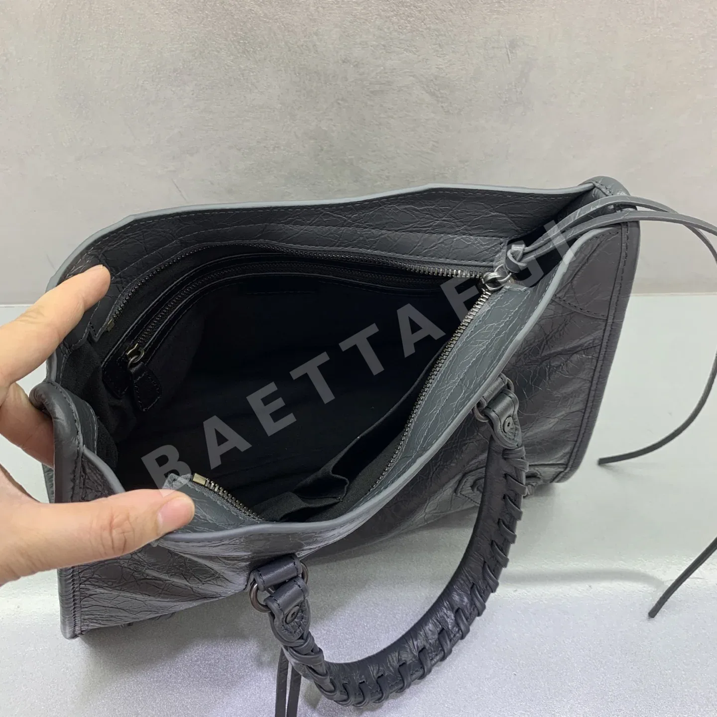 발렌시아가 르 시티 미디엄 가방 0846691080 상세 이미지 7