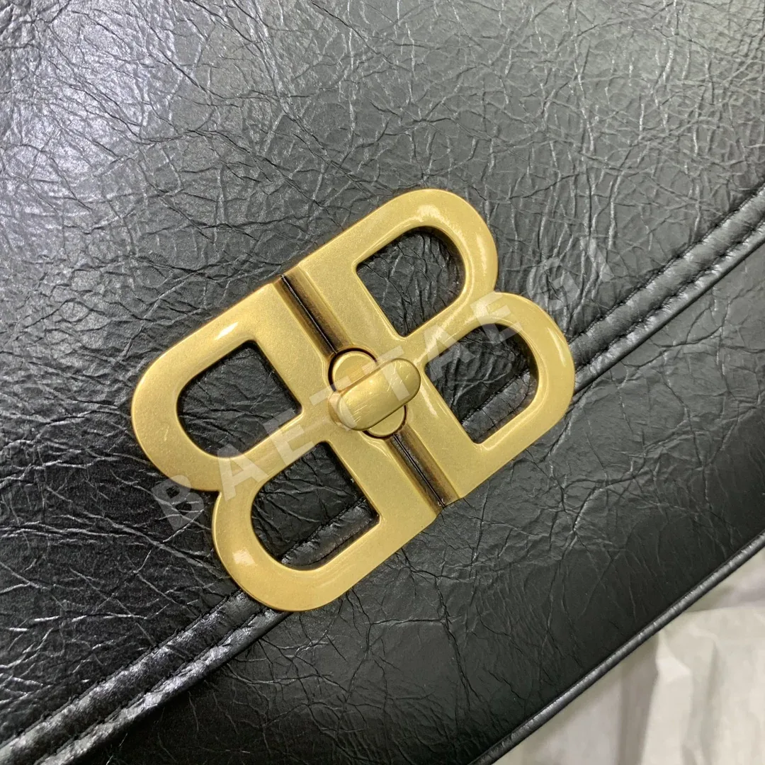 발렌시아가 BB 소프트 플랩 백 상세 이미지 5