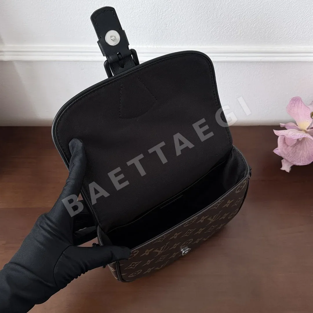 루이비통 모노그램 작은 우체부 가방 M47060 상세 이미지 9
