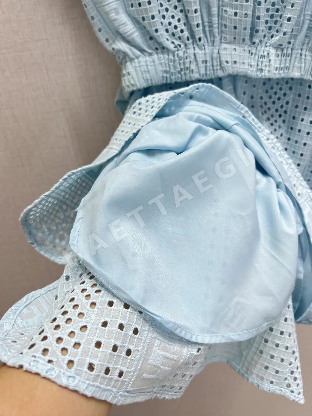 펜디 플라워 펀칭 레이스 여성 원피스 상세 이미지 7
