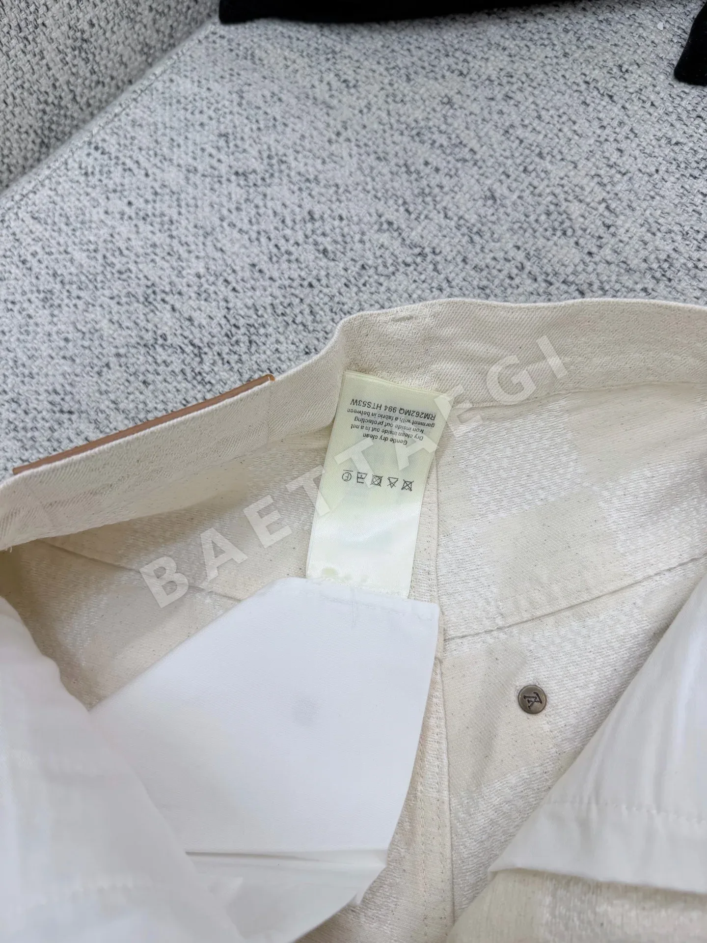 루이비통 체커보드 자수 경량 데님 반바지 상세 이미지 9