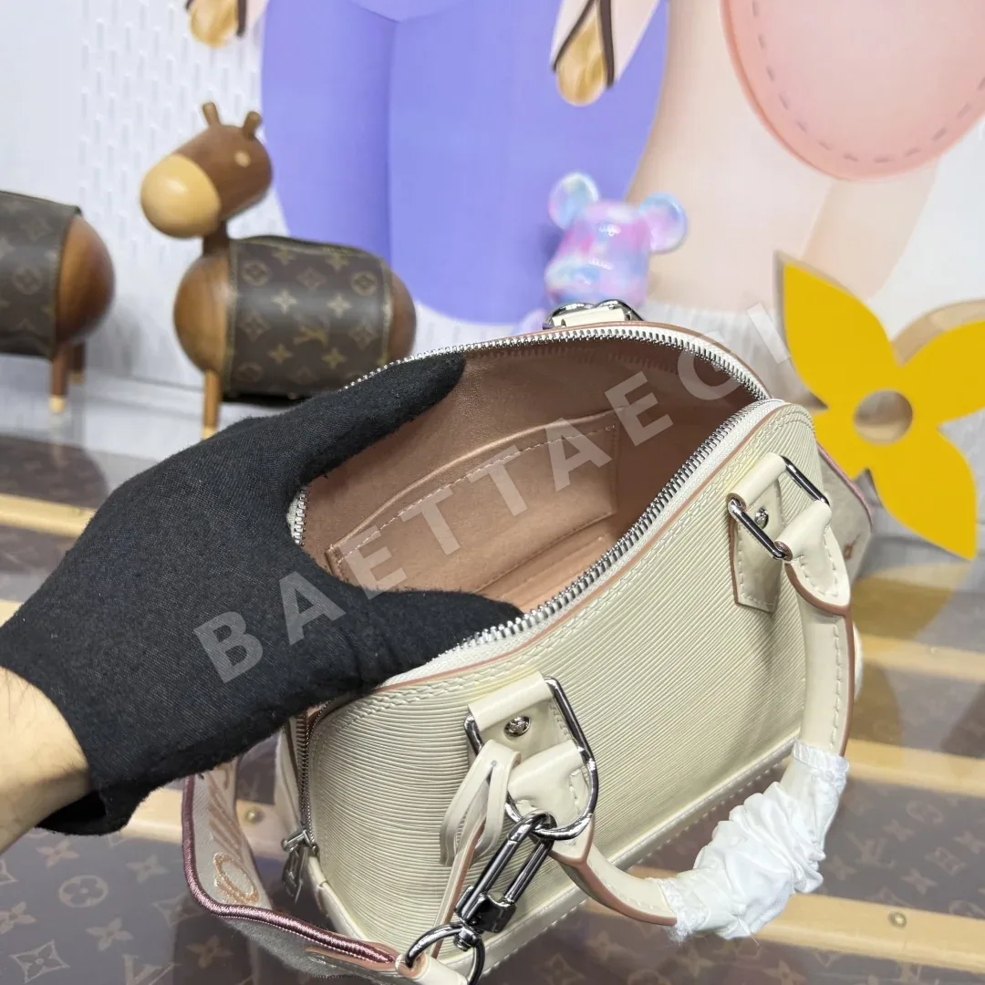 루이비통 알마 BB 가방 M40302 상세 이미지 9