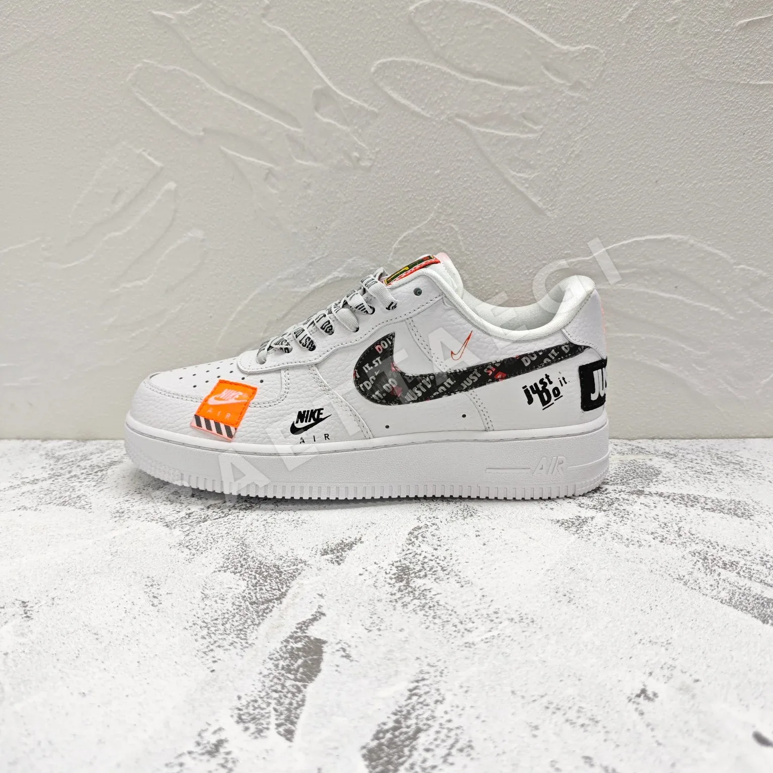 나이키포스 에어 포스 1 로우 신발 상세 이미지 6