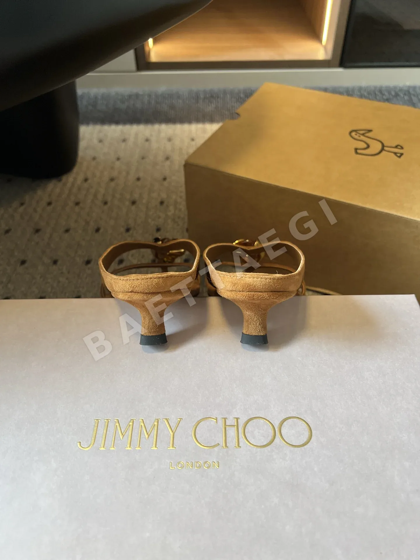 지미추 26ss 여름 신작 젬 버클 플립플랍143691 Jimmy Choo 상세 이미지 9