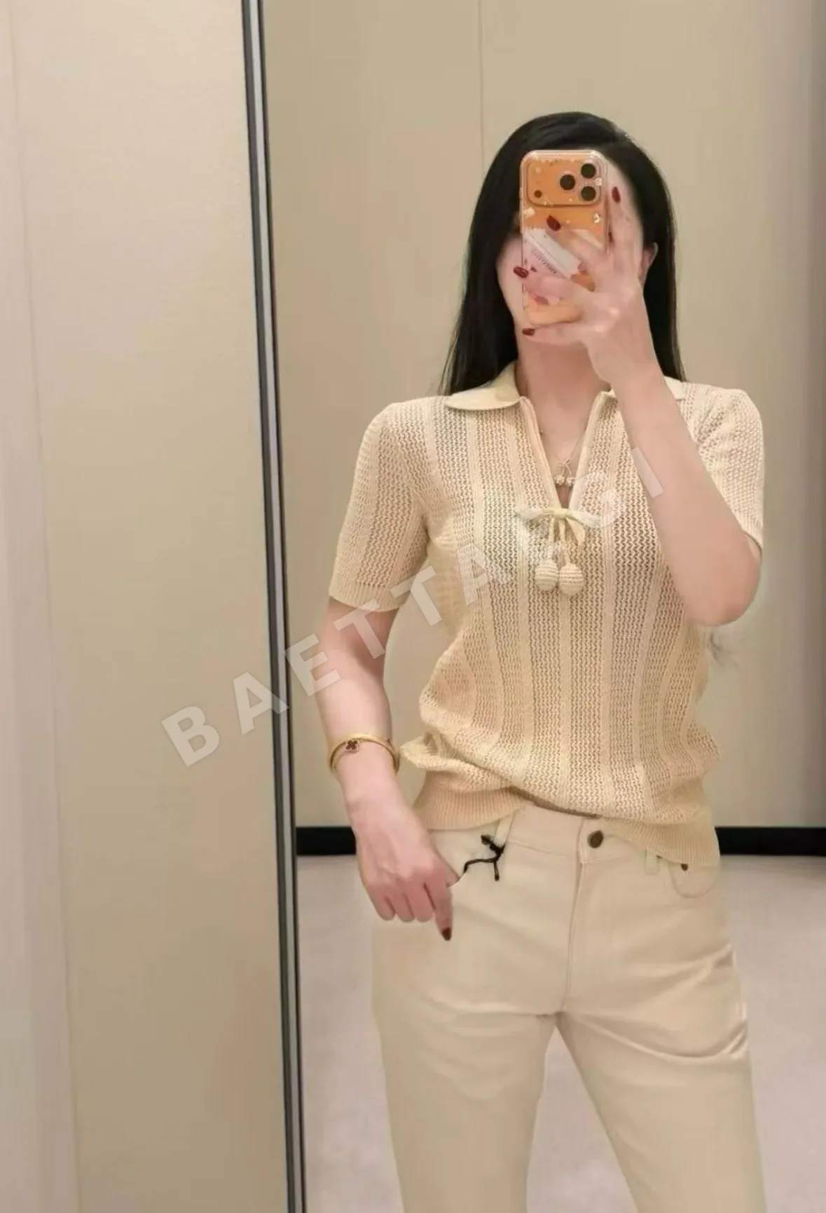 발렌티노 3D 체리 컬러 하프 집 반팔 니트 135360