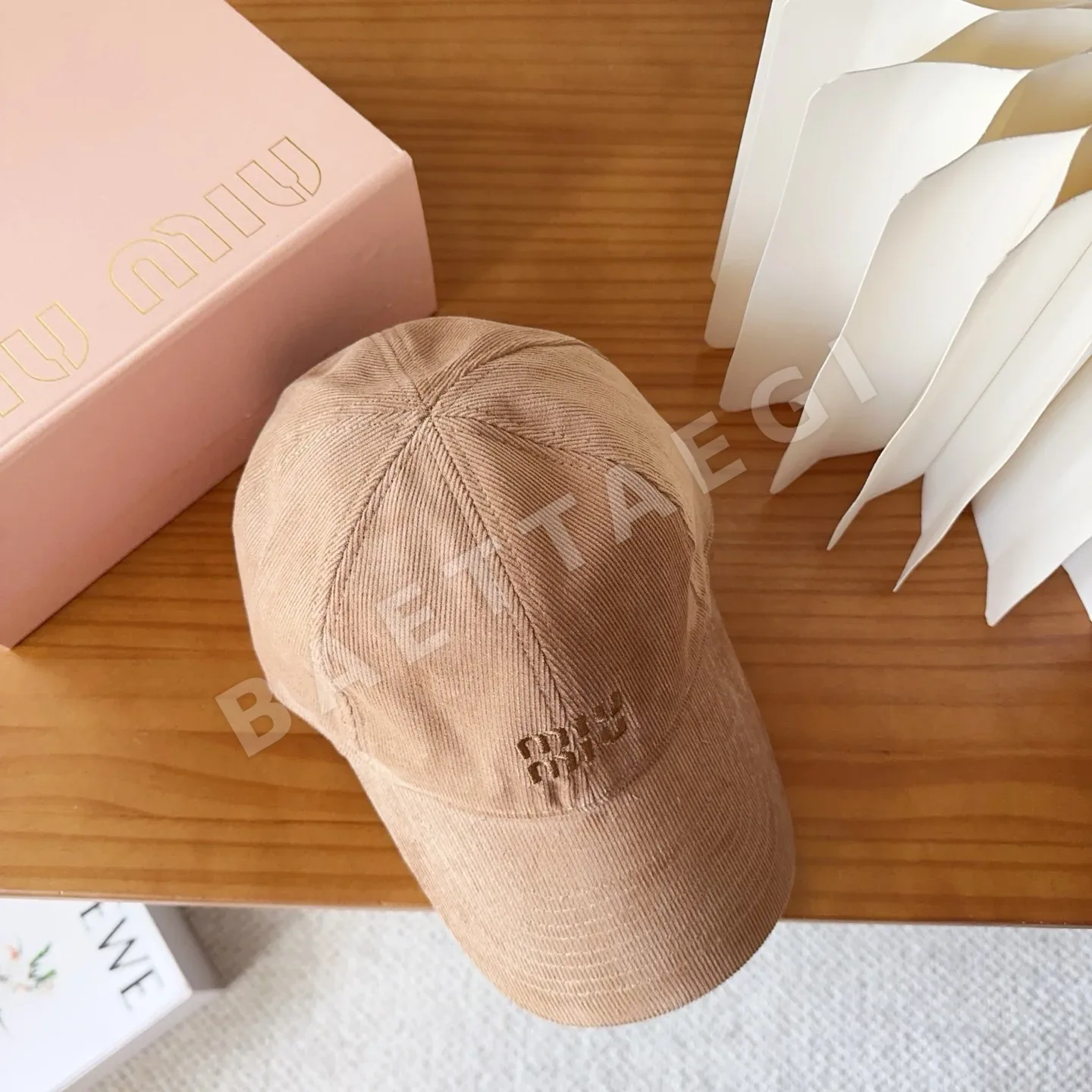 미우미우 코듀로이 베이스볼 캡 상세 이미지 4