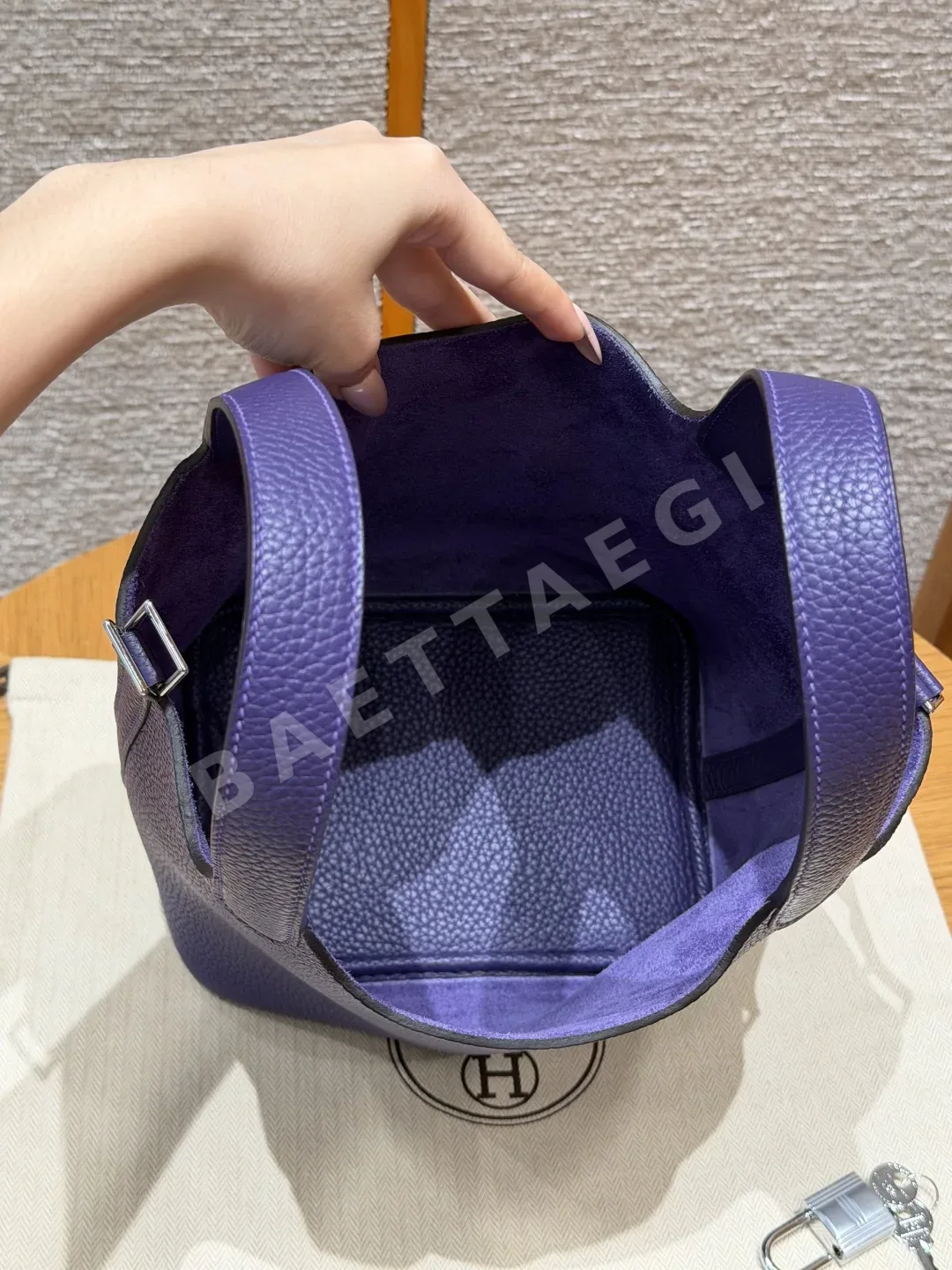 에르메스 피코탄 록 18 cm 가방 상세 이미지 6