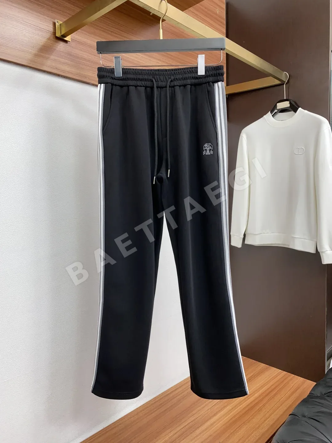 브루넬로쿠치넬리 남성 캐주얼 카디건 세트 상세 이미지 5