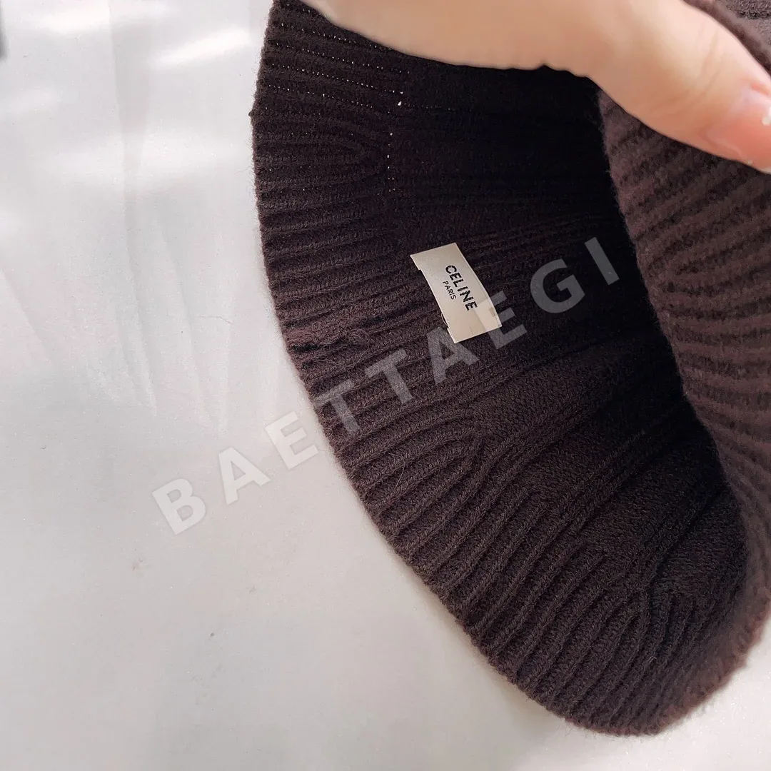 셀린느 세로 스트라이프 니트 버킷햇 상세 이미지 9