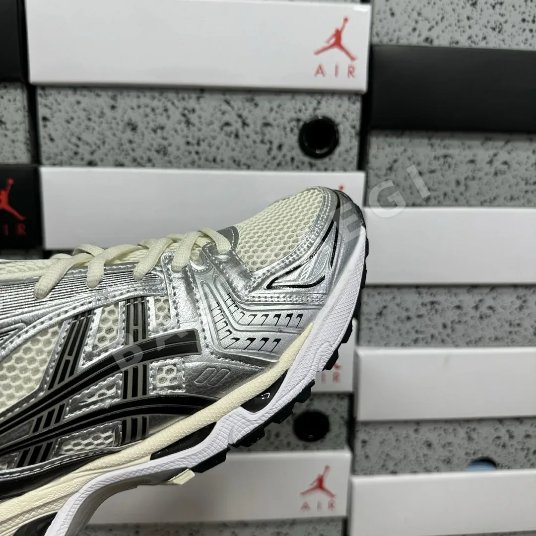 아식스 [LZ] 젤 카야노 14 1201A019-108 200586 Asics Gel-Kayano 14 Cream Black Metallic 상세 이미지 7